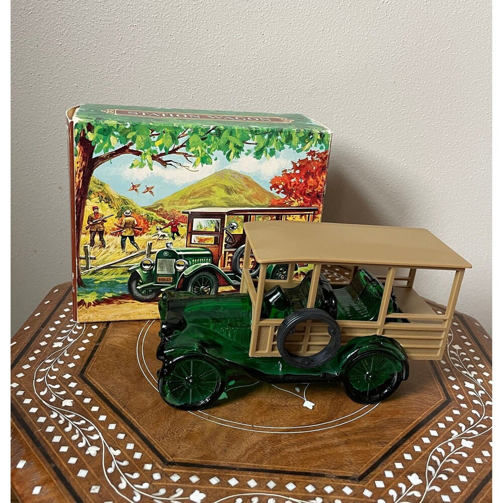 Vintage AVON Station Wagon After Shave ‘Tai Winds’